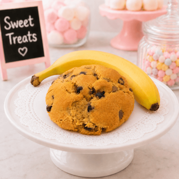 Chocolate chip and banana cookie
